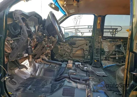 2015 Ford F350 Super Duty z USA, uszkodzony, nr VIN 1FT8W3BT7FEA75784